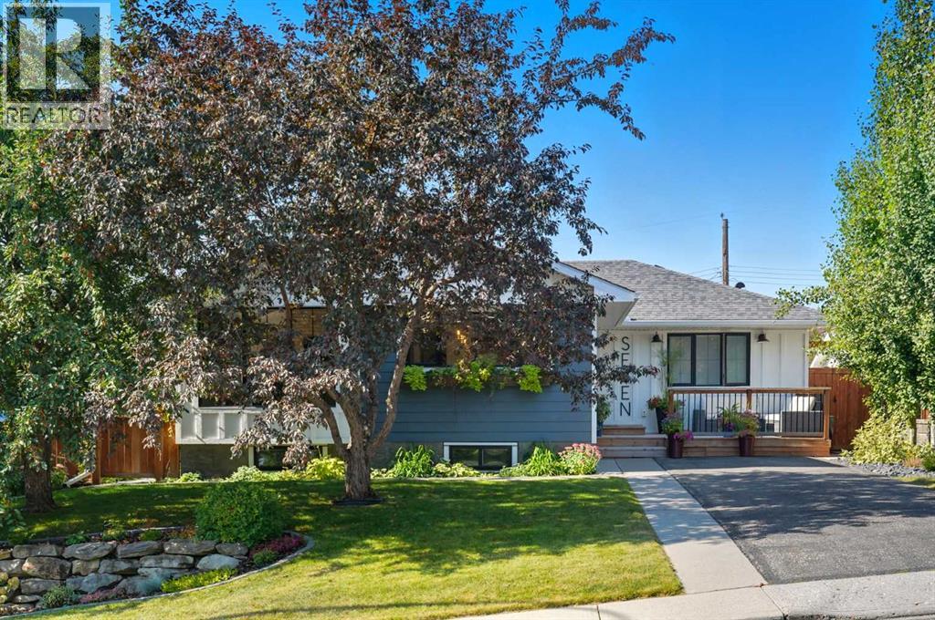 Property image for 7 Roselake Street NW|Calgary, Alberta T2K1L1