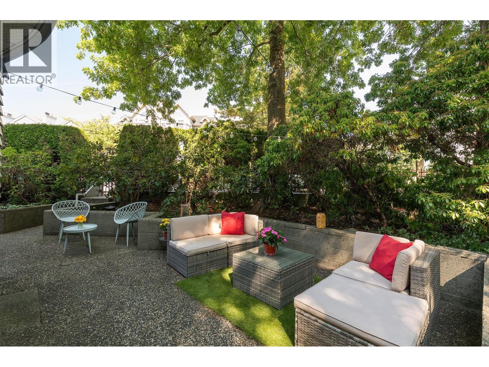 Property image for 102 838 W 16TH AVENUE|Vancouver, British Columbia V5Z1T1