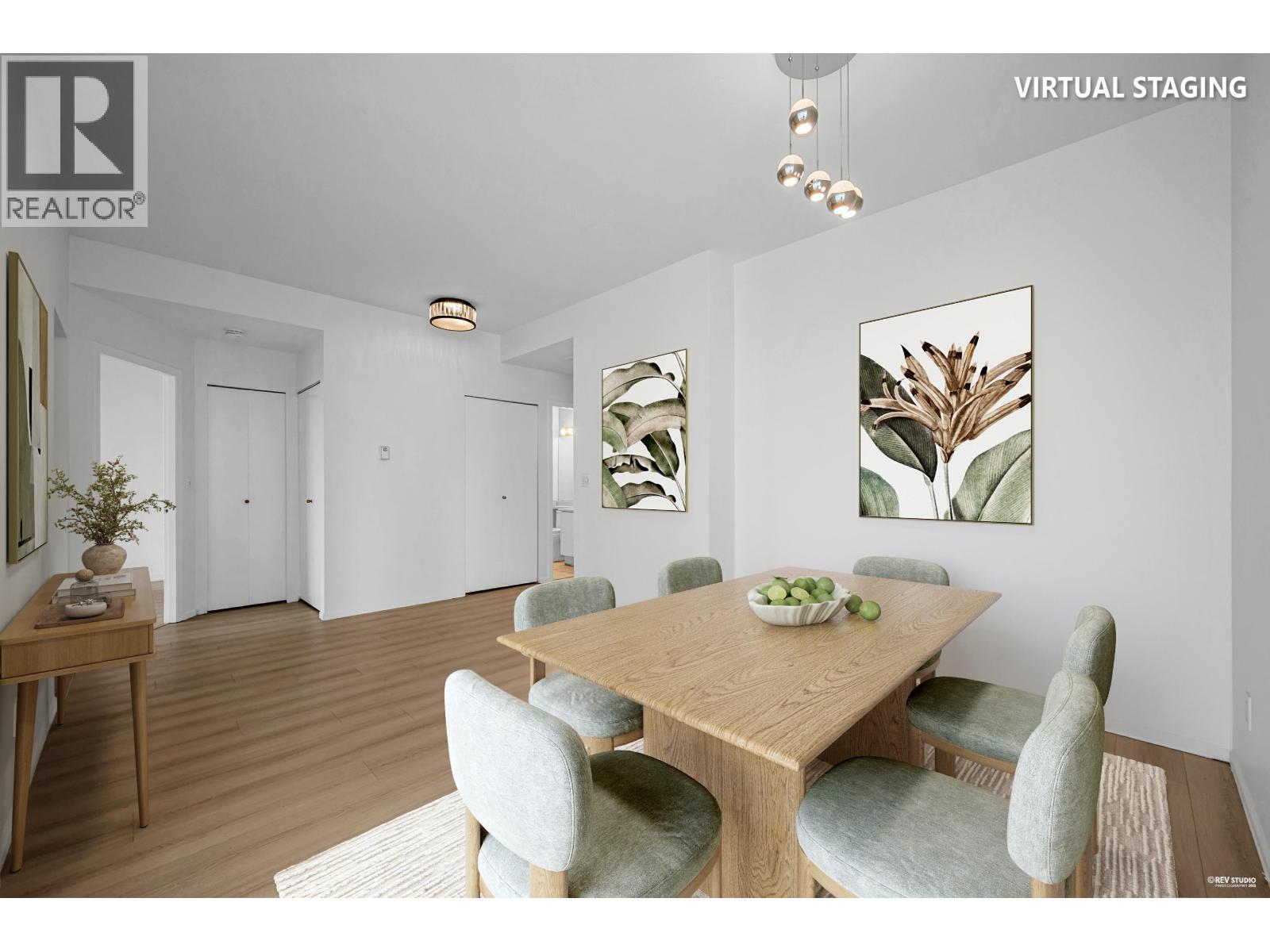 2104 6220 MCKAY AVENUE|Burnaby, British Columbia V5H4M8