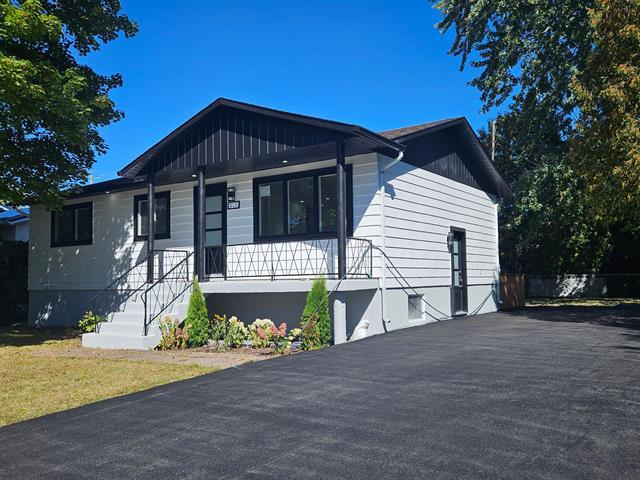 Property image for 417 Rue de Dieppe|Sainte-Julie, Quebec J3E1C7