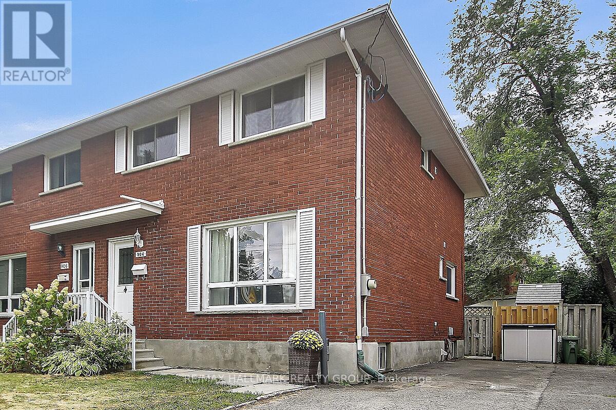 Property image for 904 PINEWOOD CRESCENT|Ottawa, Ontario K2B5Y4