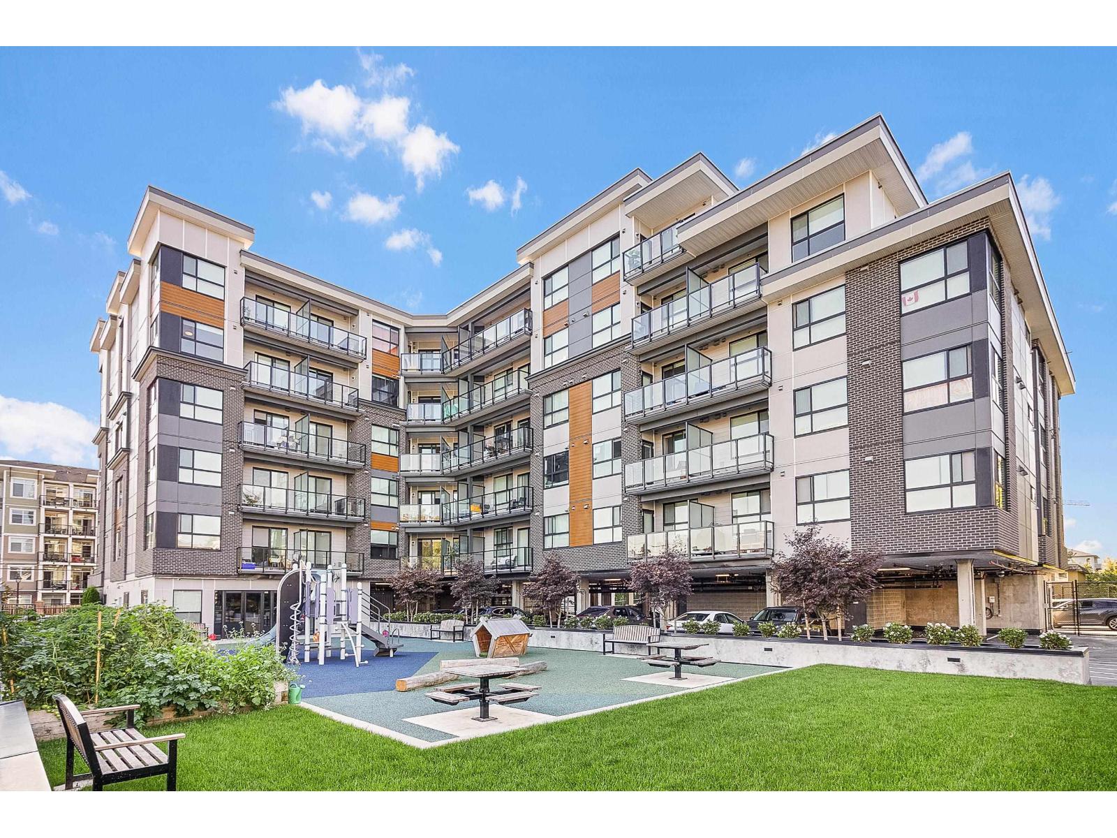 Property image for 217 20695 EASTLEIGH CRESCENT|Langley, British Columbia V3A0P7