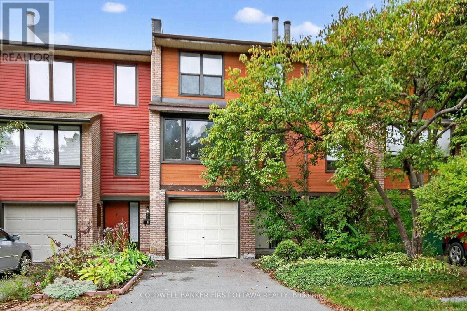 Property image for 4 MARIELLE COURT|Ottawa, Ontario K2B8P4