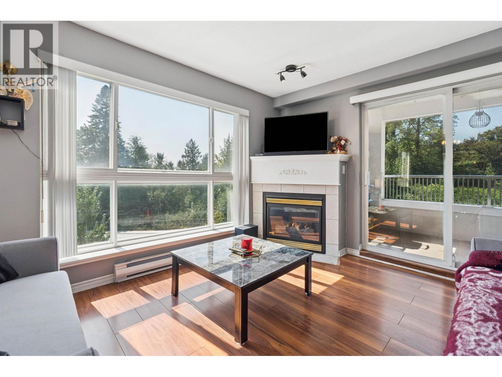 Property image for 405 22230 NORTH AVENUE|Maple Ridge, British Columbia V2X2L5