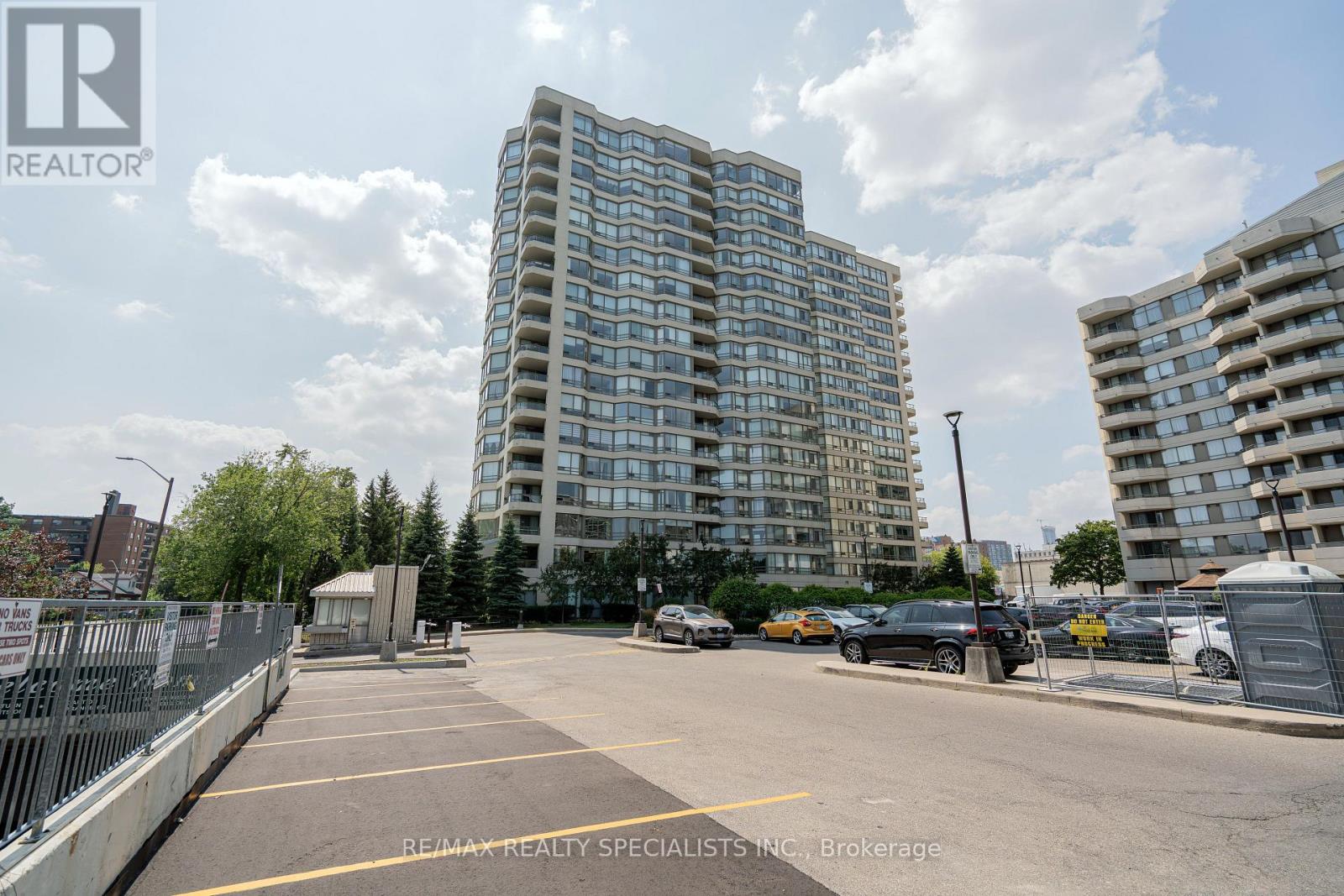 703 - 75 KING STREET E|Mississauga (Cooksville), Ontario L5A4G5