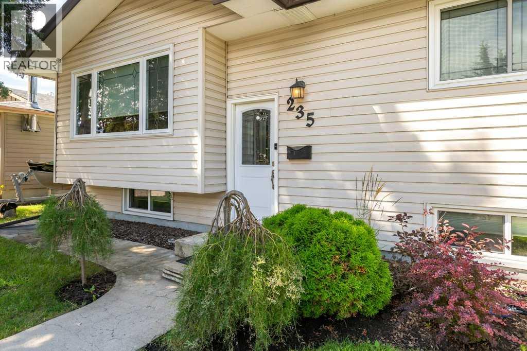 235 Allan Crescent SE|Calgary, Alberta T2J0T3