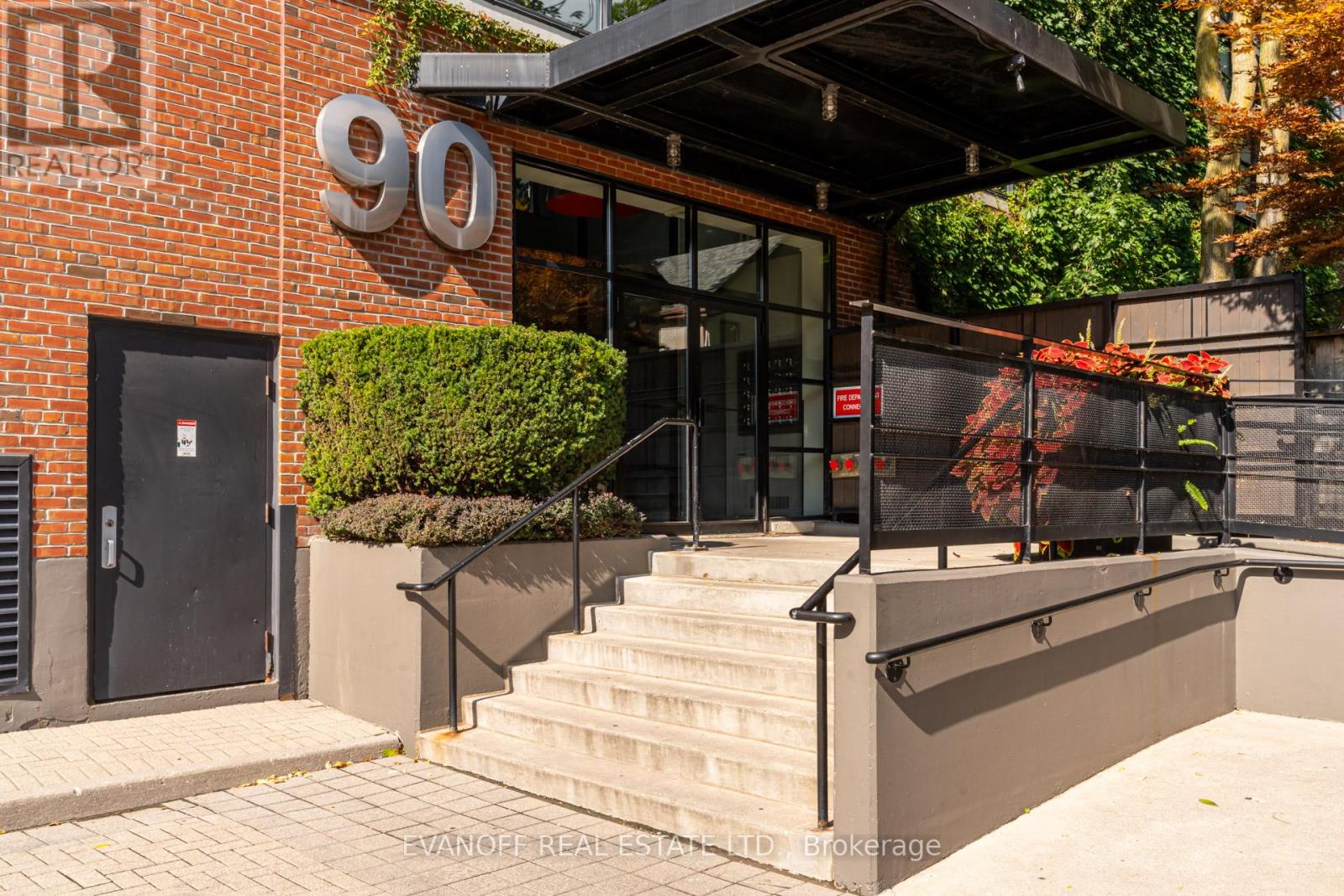 Property image for 407 - 90 SUMACH STREET|Toronto (Regent Park), Ontario M5A4R4