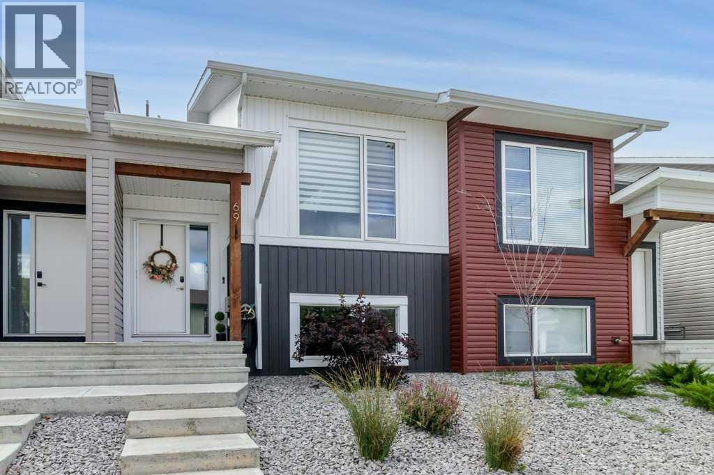 69 Ellington Crescent|Red Deer, Alberta T4P3E5
