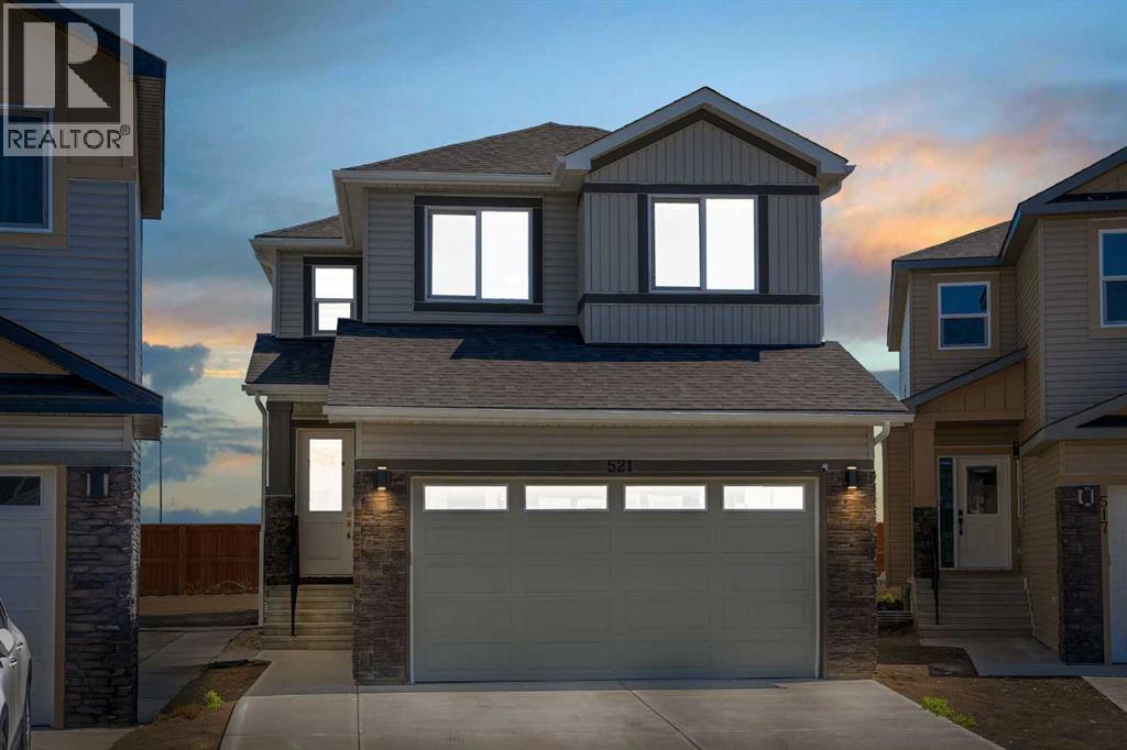 521 Corner Meadows Way NE|Calgary, Alberta T3N2C9