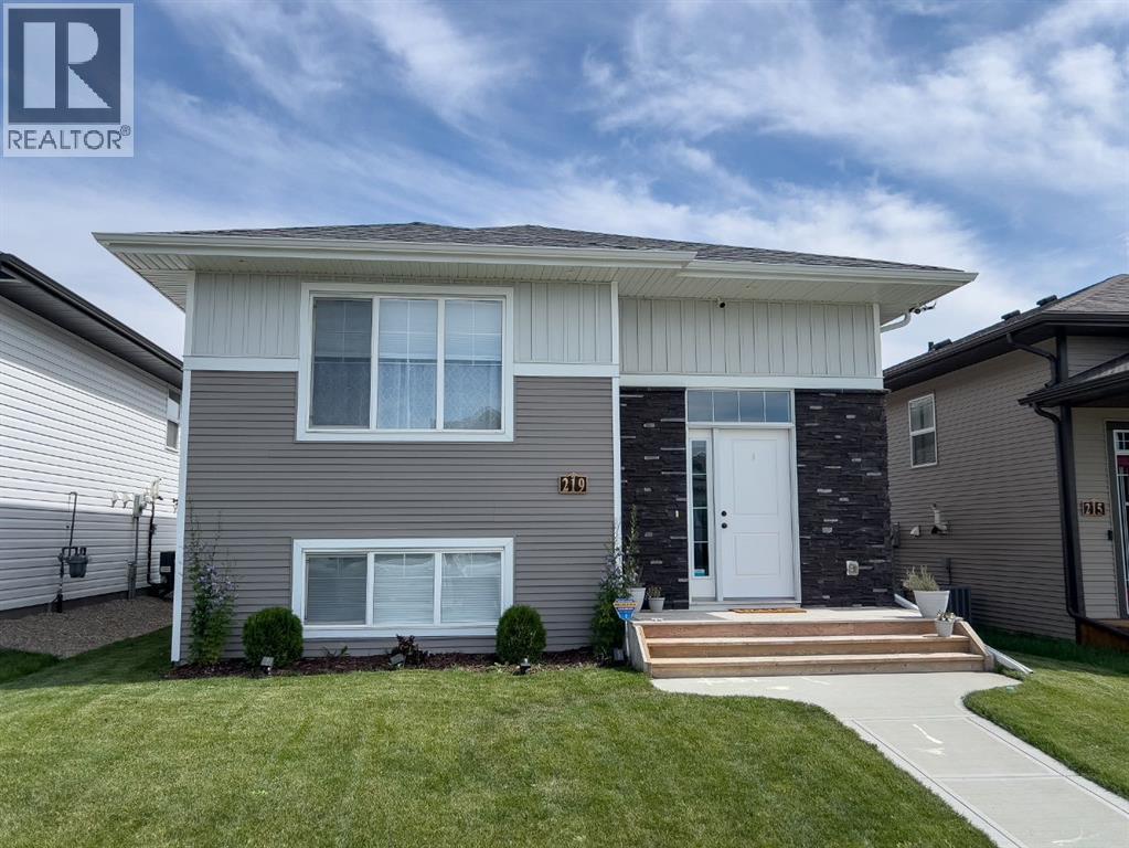 Property image for 219 Thomlison Avenue|Red Deer, Alberta T4P3E6