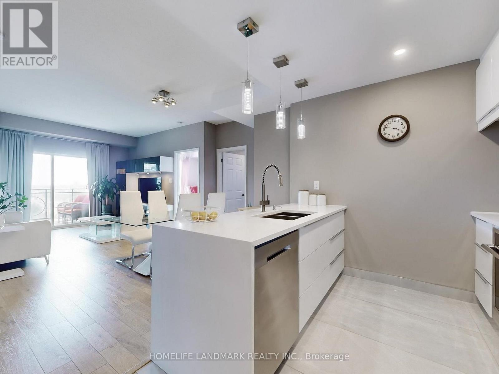 Property image for 619 - 8 MAISON PARC COURT|Vaughan (Lakeview Estates), Ontario L4J9K5