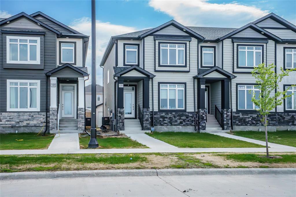 116 Ken Oblik Drive|Winnipeg, Manitoba R3Y0N3