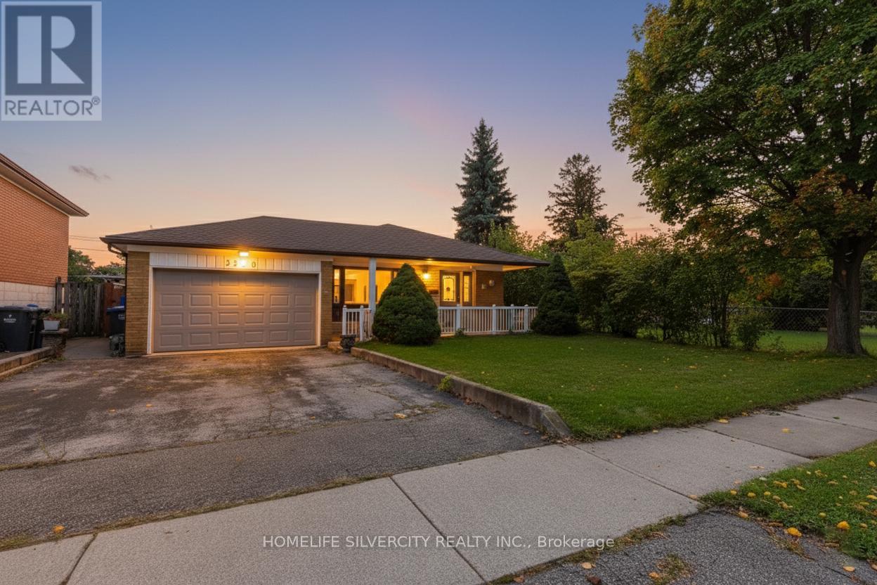 Property image for 3350 LEHIGH CRESCENT|Mississauga (Malton), Ontario L4T1W8
