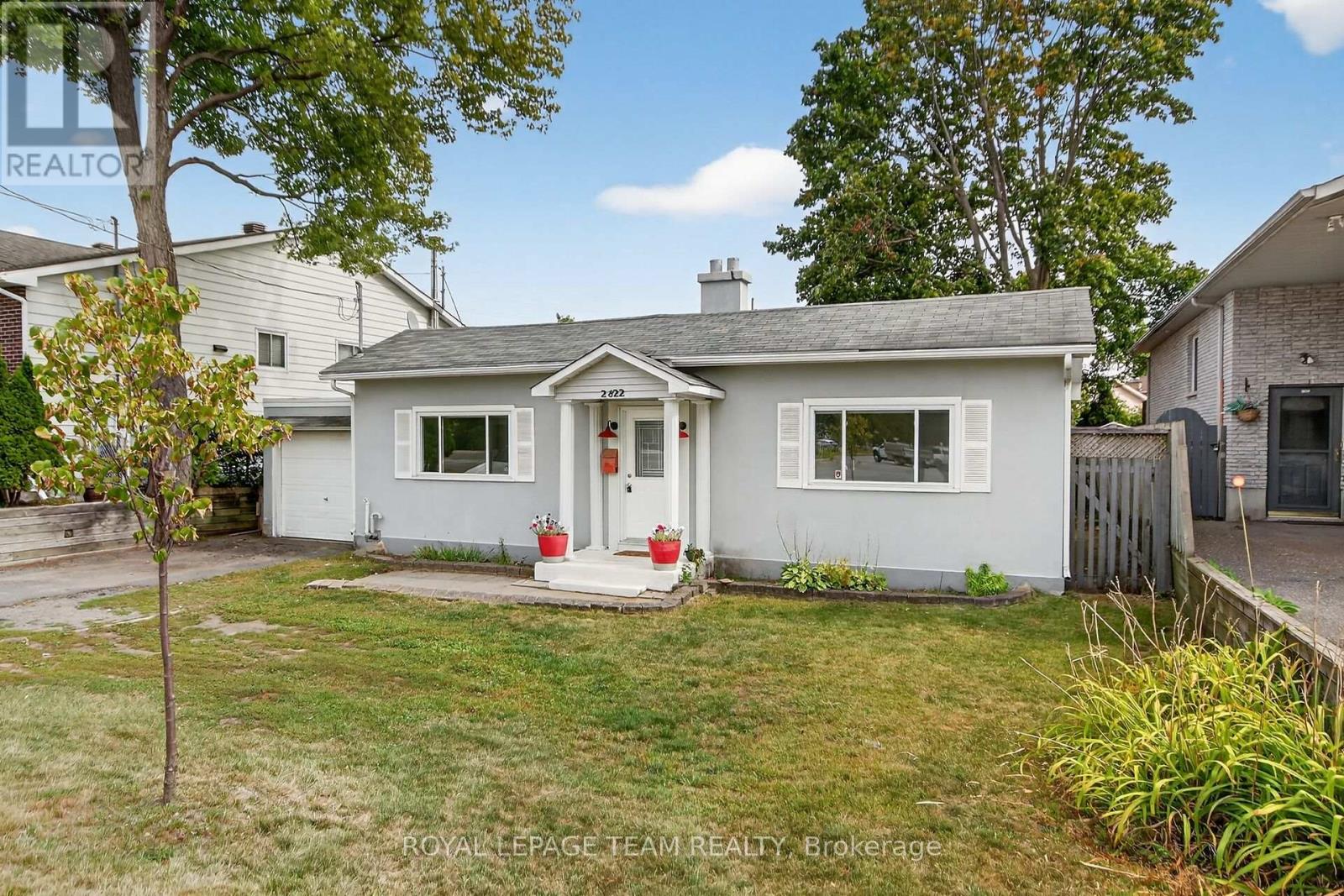 2822 RICHMOND ROAD|Ottawa, Ontario K2B6S5