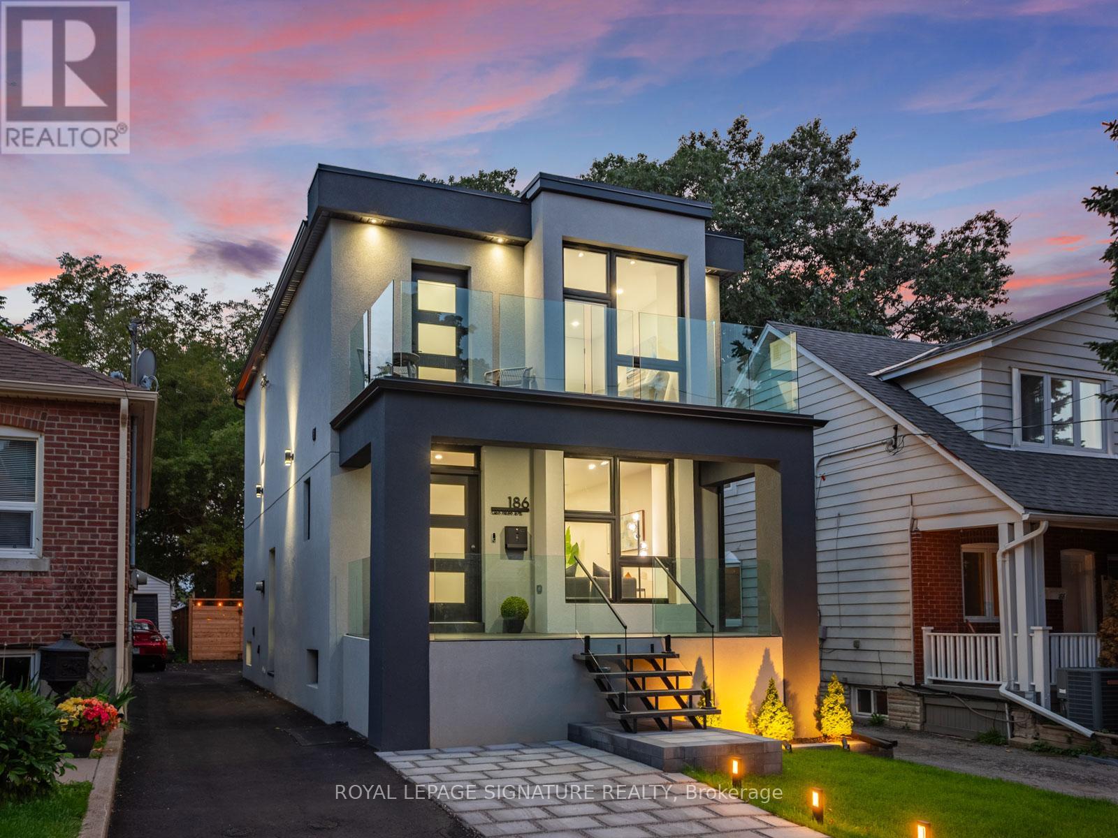 Primary image of 186 OAK PARK AVENUE|Toronto (Woodbine-Lumsden), Ontario M4C4M8