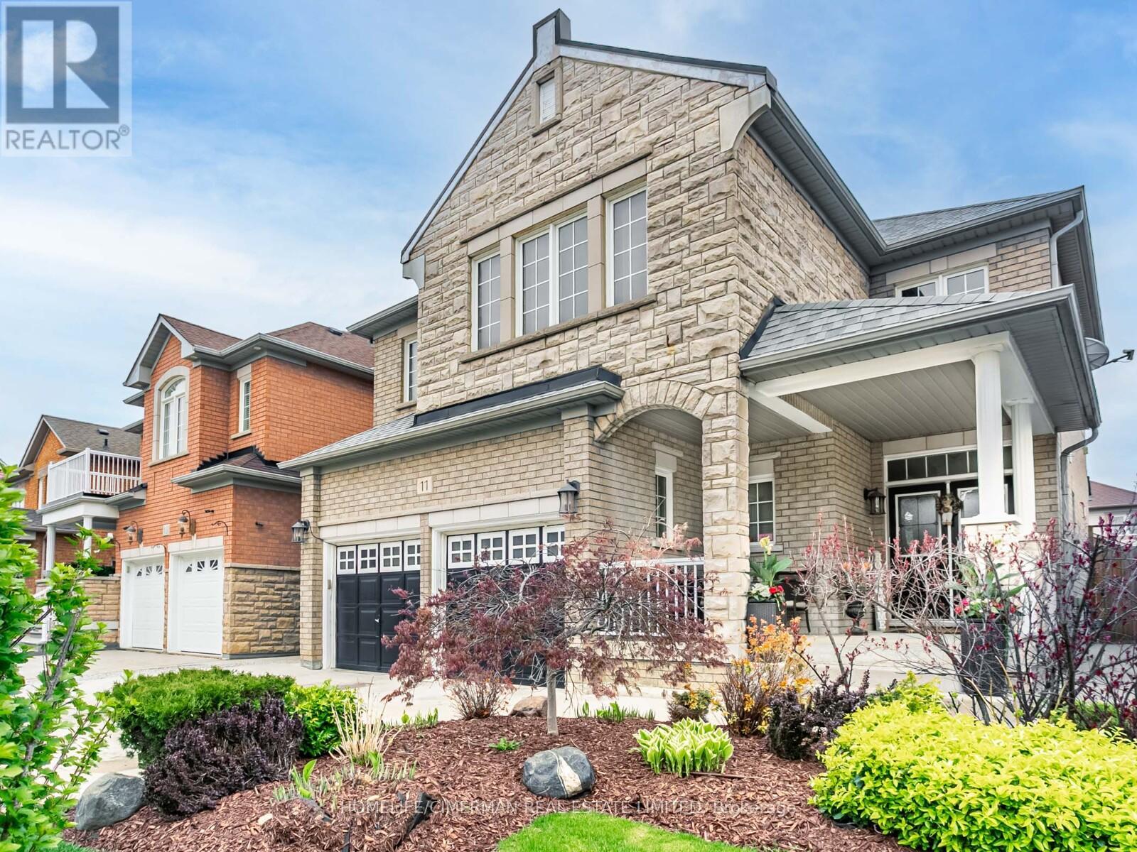 Property image for 11 CHEVROLET DRIVE|Brampton (Fletcher's Meadow), Ontario L7A3C3