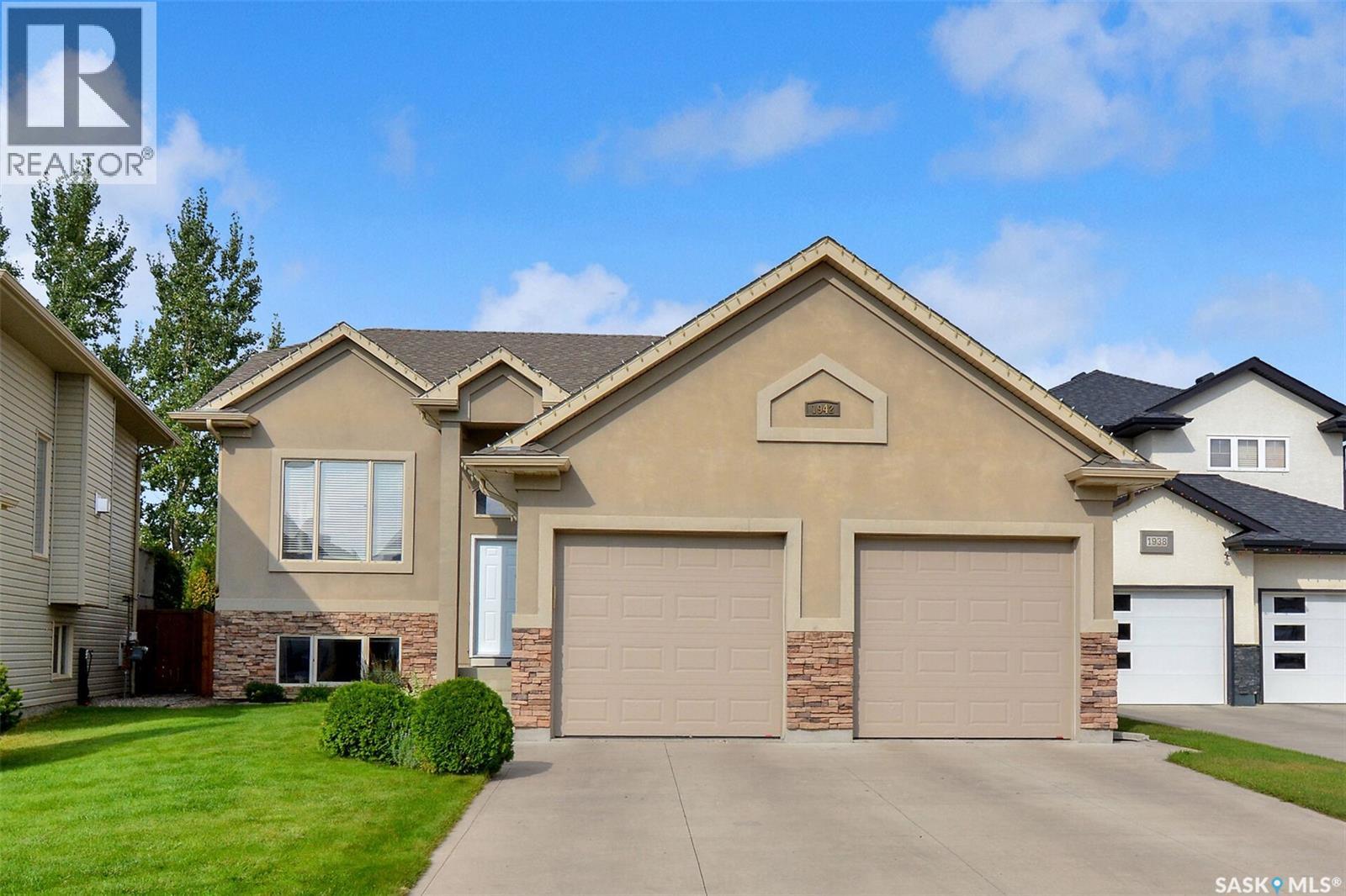 Property image for 1942 Pohorecky TERRACE|Saskatoon, Saskatchewan S7W0J1