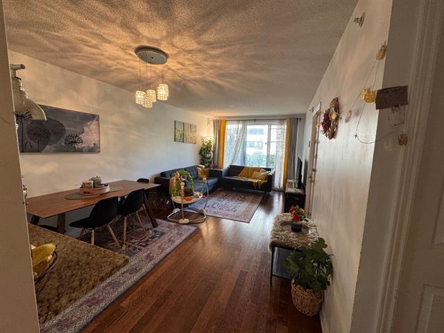 385 Boul. Deguire|#102|Montréal (Saint-Laurent), Quebec H4N0A6