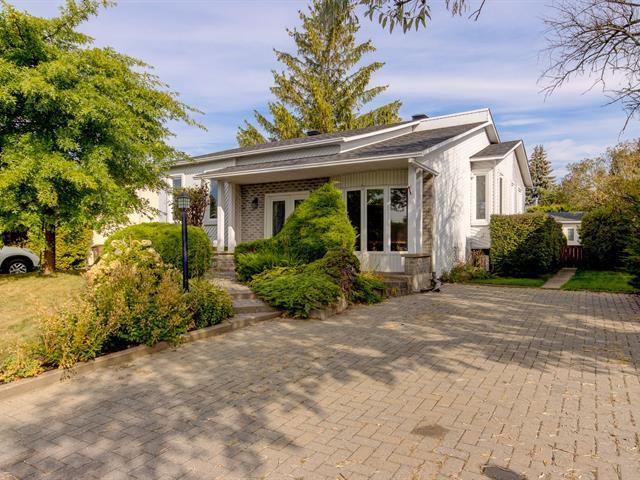 Property image for 25 Rue Thomas-Chapais|Sainte-Julie, Quebec J3E1N5