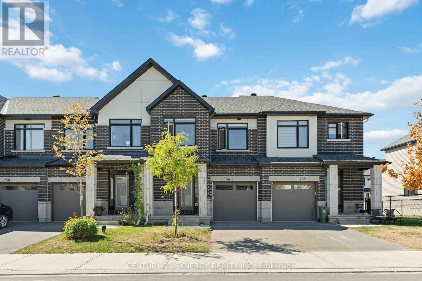 254 FINSBURY AVENUE|Ottawa, Ontario K2S2Y2