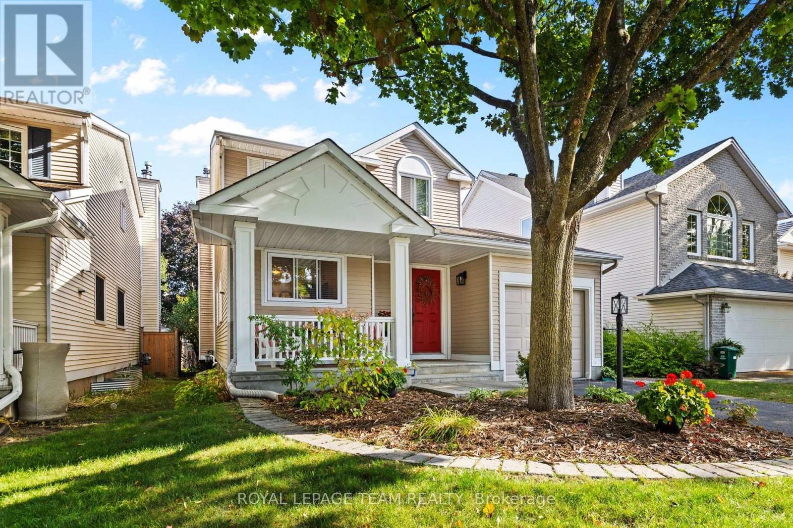 Property image for 24 HYANNIS AVENUE|Ottawa, Ontario K2J2W8