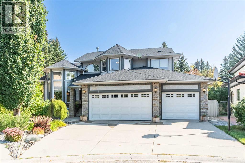 307 Woodhaven Bay SW|Calgary, Alberta T2W5S2