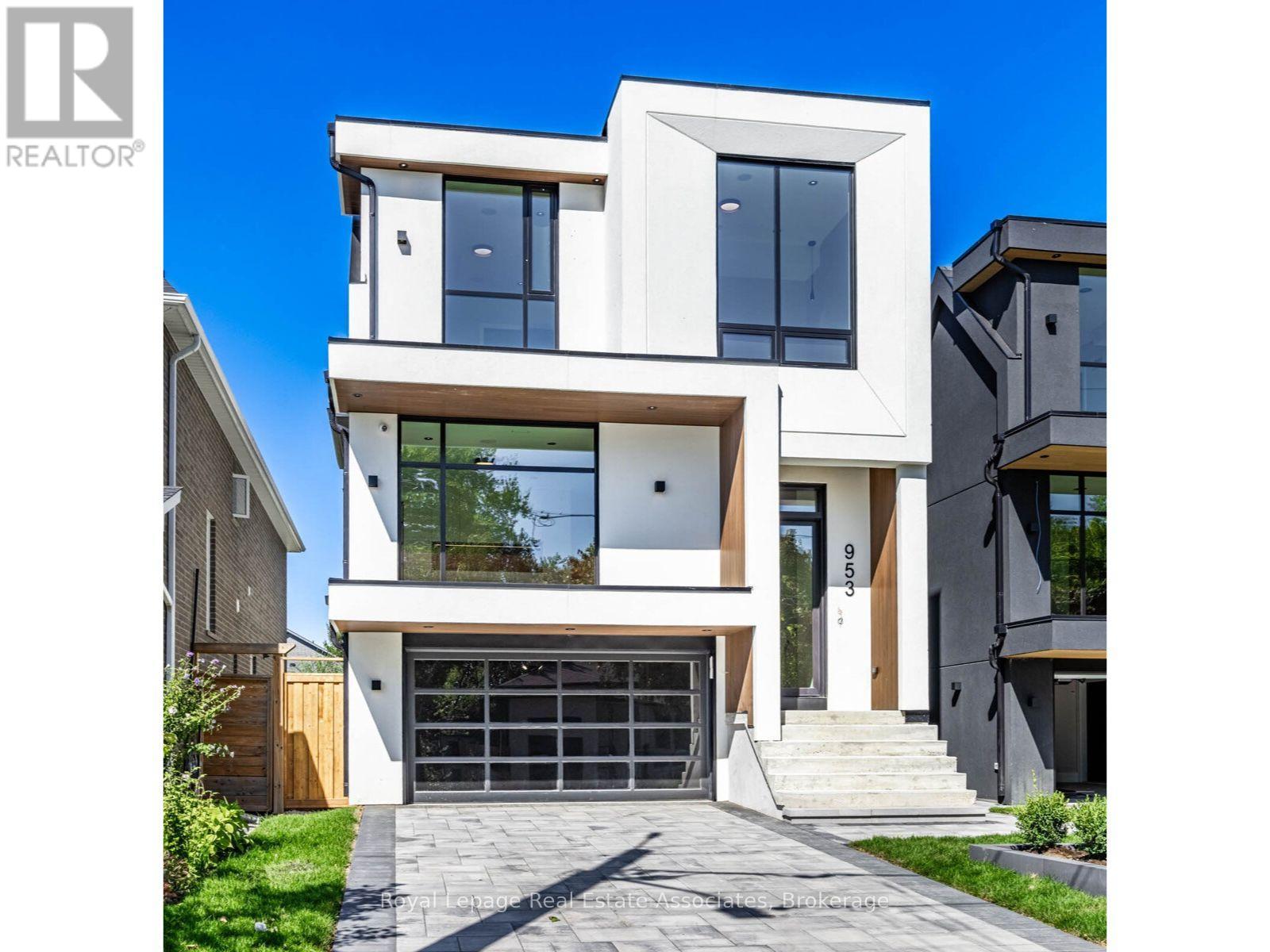 953 HALLIDAY AVENUE|Mississauga (Lakeview), Ontario L5E1P4