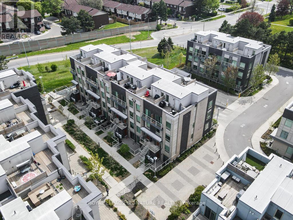 Property image for 232 - 7 APPLEWOOD LANE|Toronto (Etobicoke West Mall), Ontario M9C2Z7