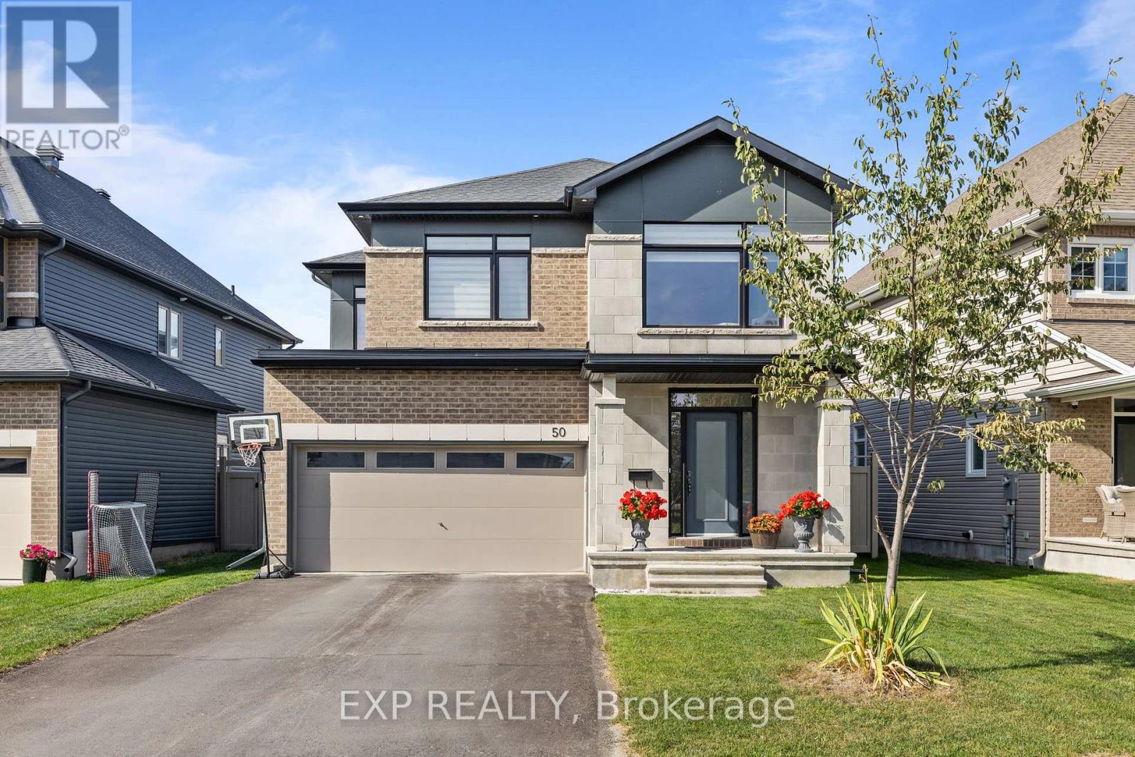 Property image for 50 ANGEL HEIGHTS|Ottawa, Ontario K2S2N4