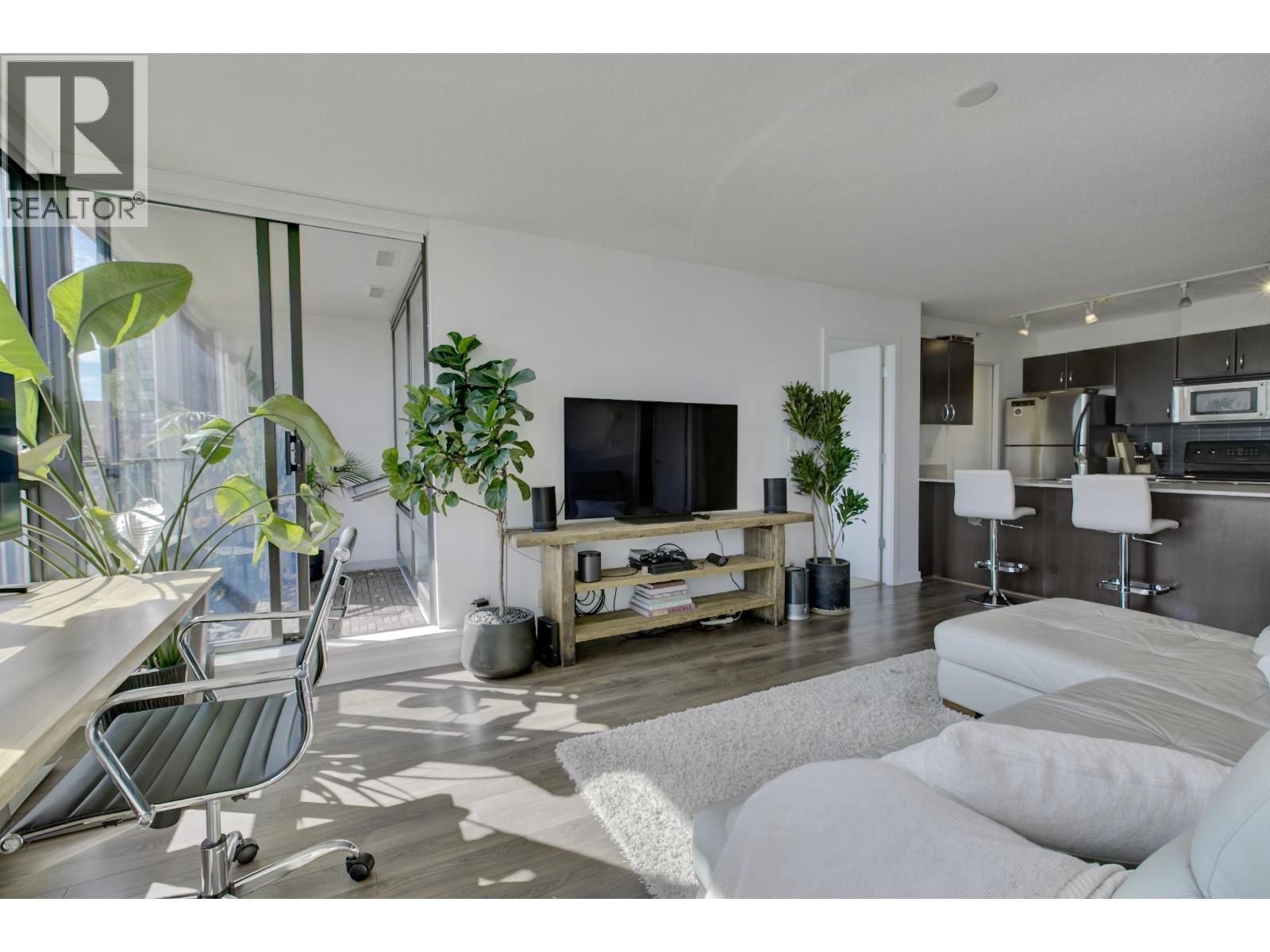 1303 938 SMITHE STREET|Vancouver, British Columbia V6Z3H8