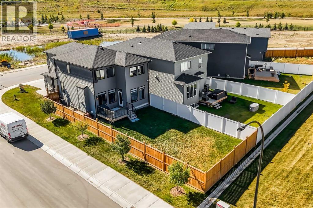 480 Wolf Creek Way SE|Calgary, Alberta T2X4Z2