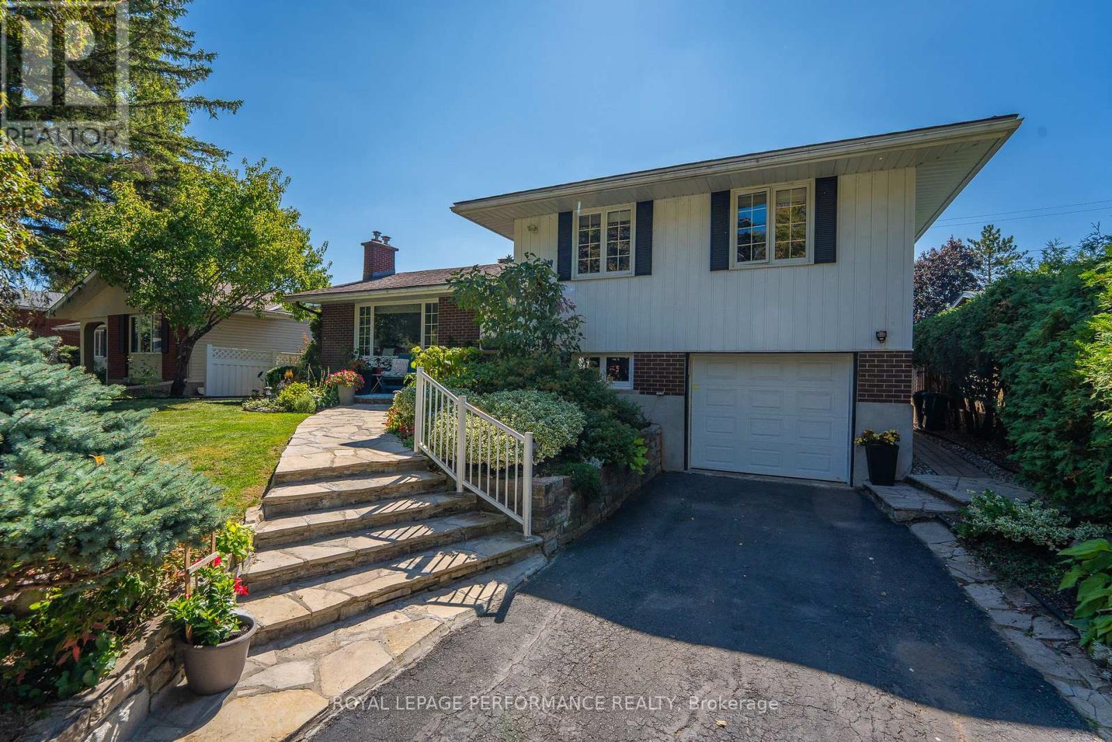 Property image for 1044 CROMWELL DRIVE|Ottawa, Ontario K1V6K5
