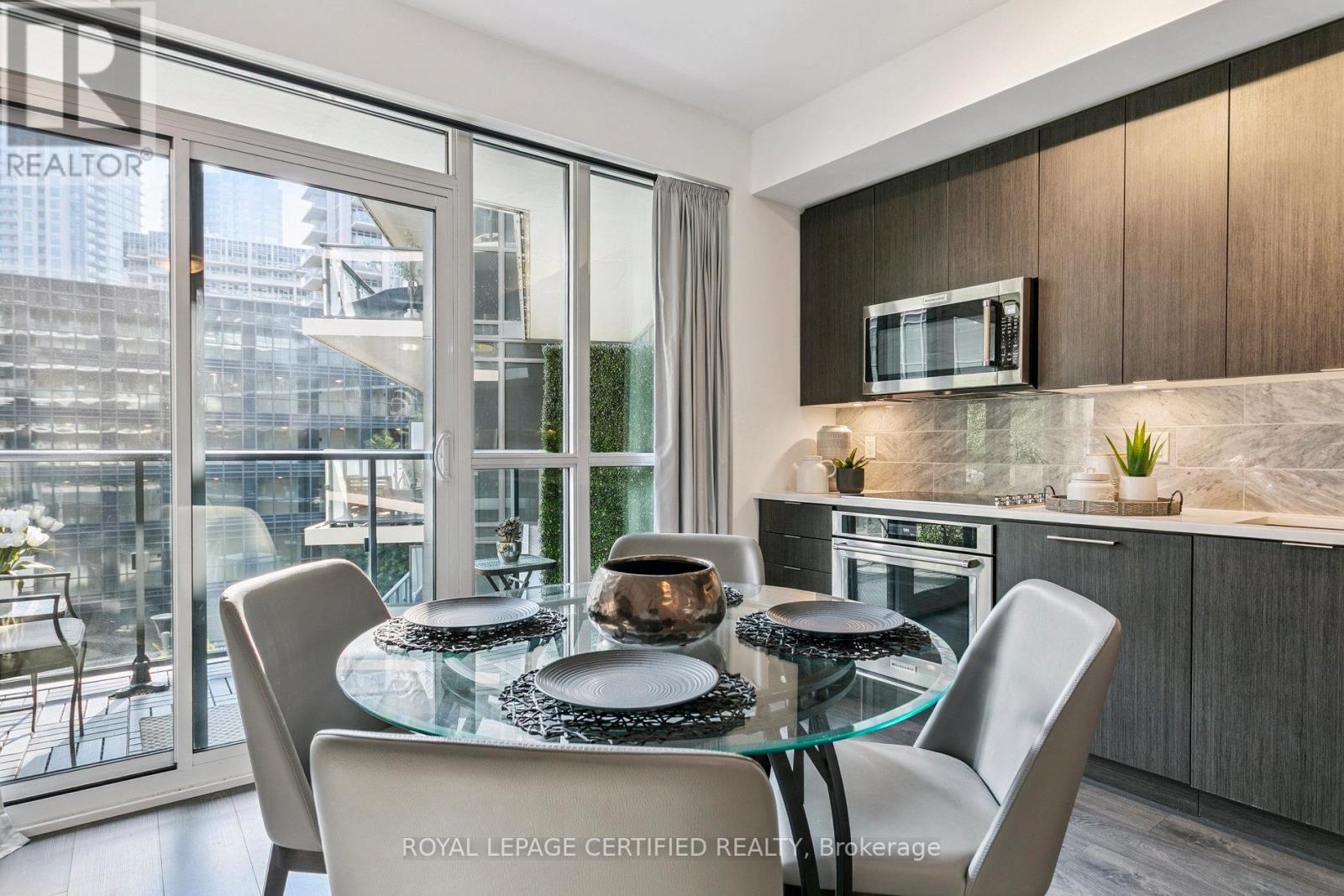 Property image for 502 - 38 IANNUZZI STREET|Toronto (Waterfront Communities), Ontario M5V0S2