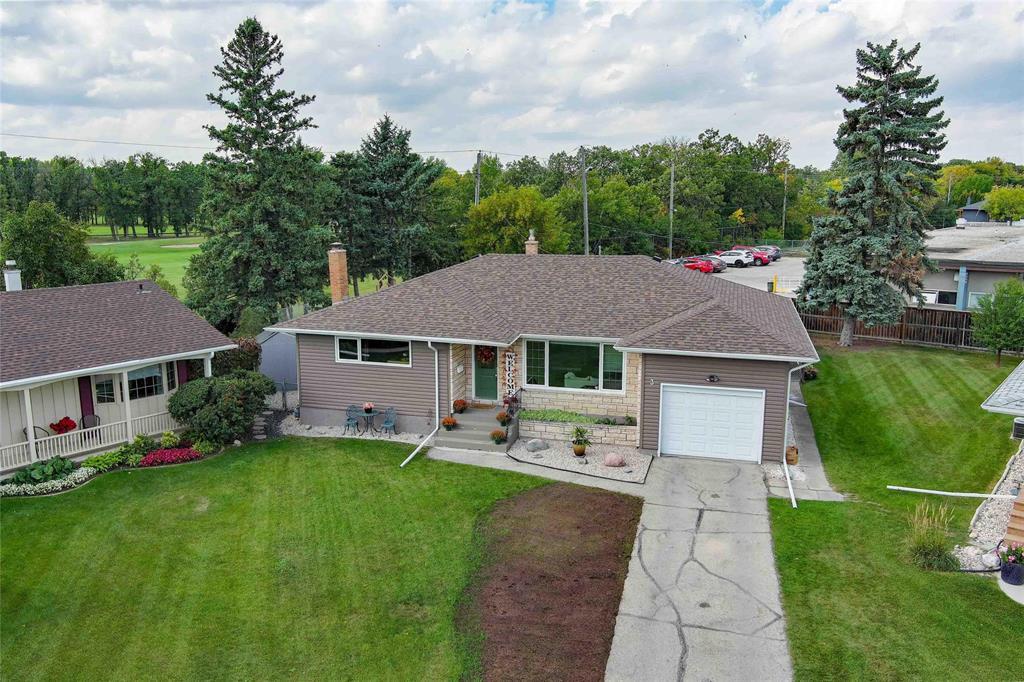 3 Durness Bay|Winnipeg, Manitoba R2K2V6