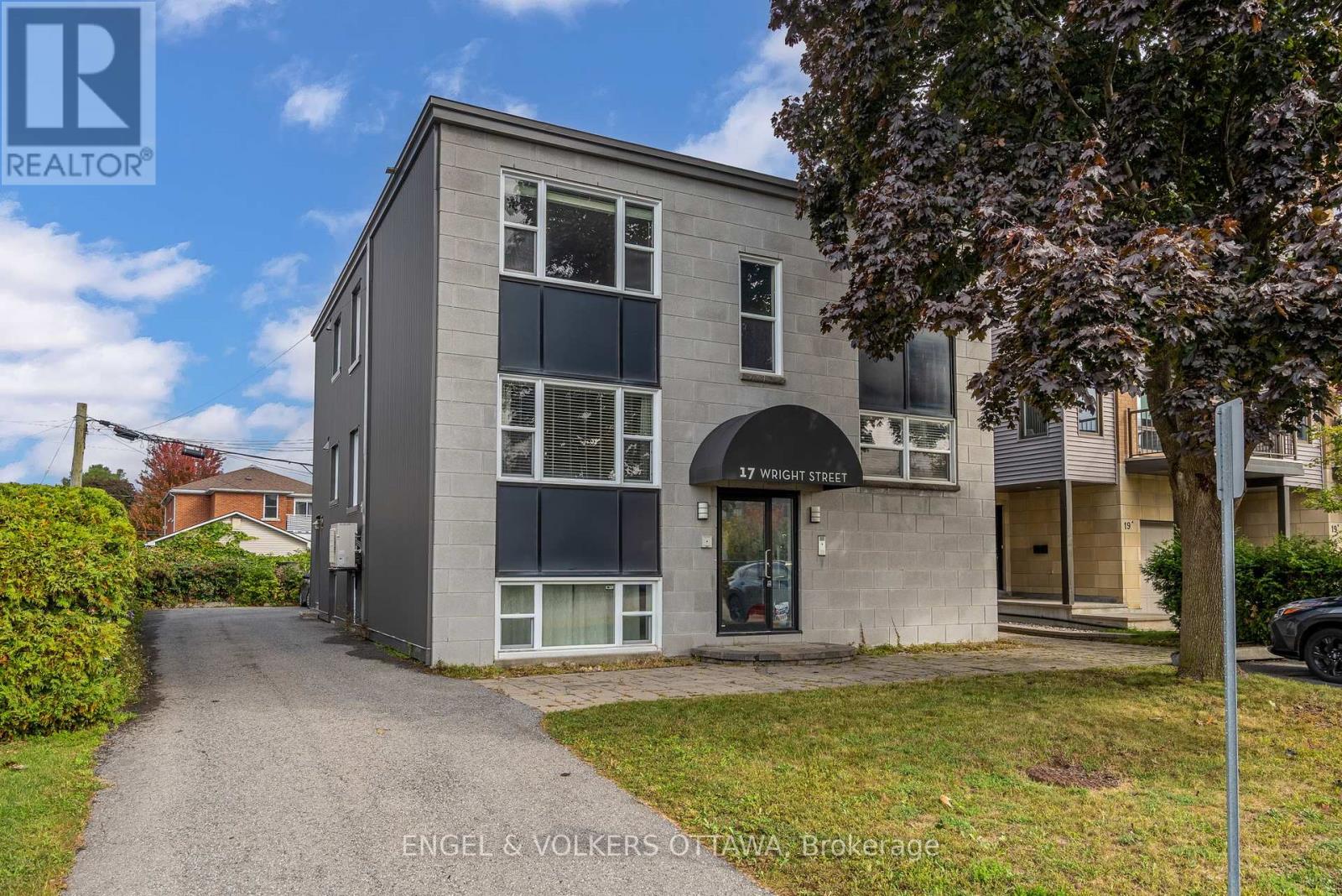 Property image for 17 WRIGHT STREET|Ottawa, Ontario K1K2C8