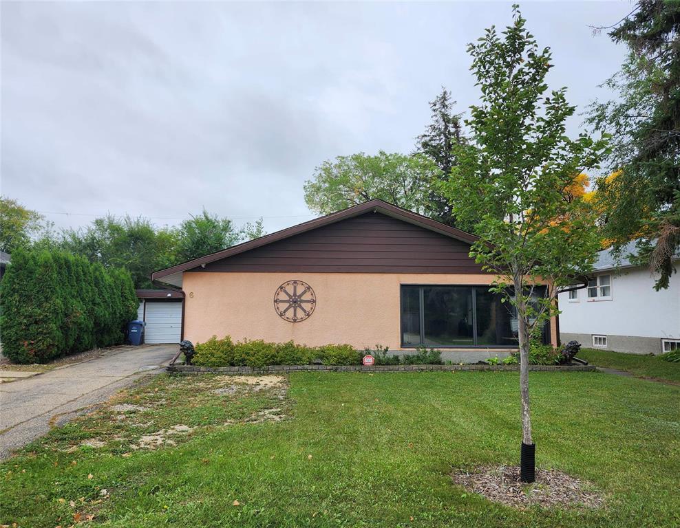 Property image for 6 Cherry Crescent|Winnipeg, Manitoba R2J1V9