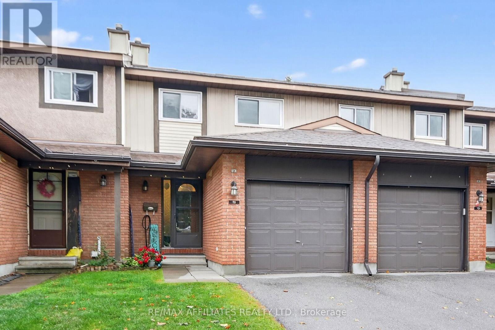 17 - 73 CLARKSON CRESCENT|Ottawa, Ontario K2L3C9