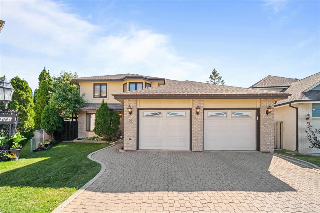 8 McGurran Place|Winnipeg, Manitoba R2J4B6