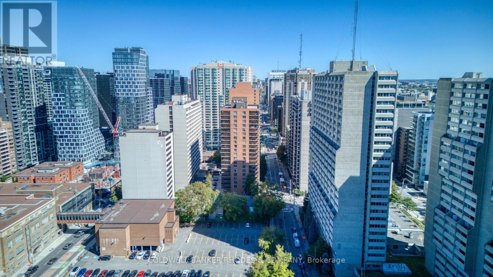 Property image for 301 - 475 LAURIER AVENUE W|Ottawa, Ontario K1R7X1
