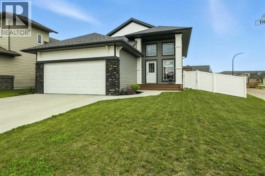 Property image for 2 Trebble Close|Red Deer, Alberta T4P0W6