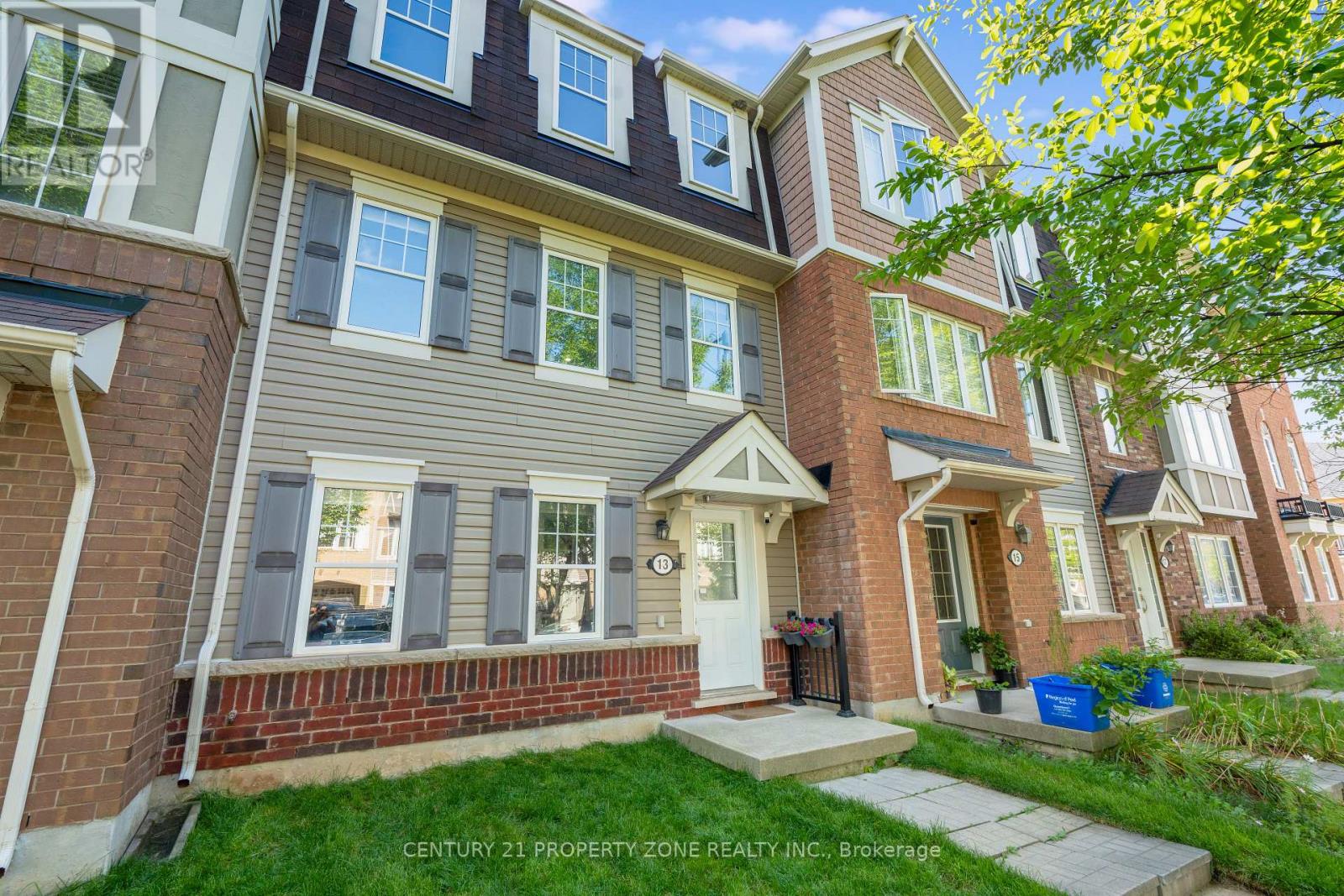 13 PORTSDOWN ROAD|Brampton (Northwest Brampton), Ontario L7A0P8