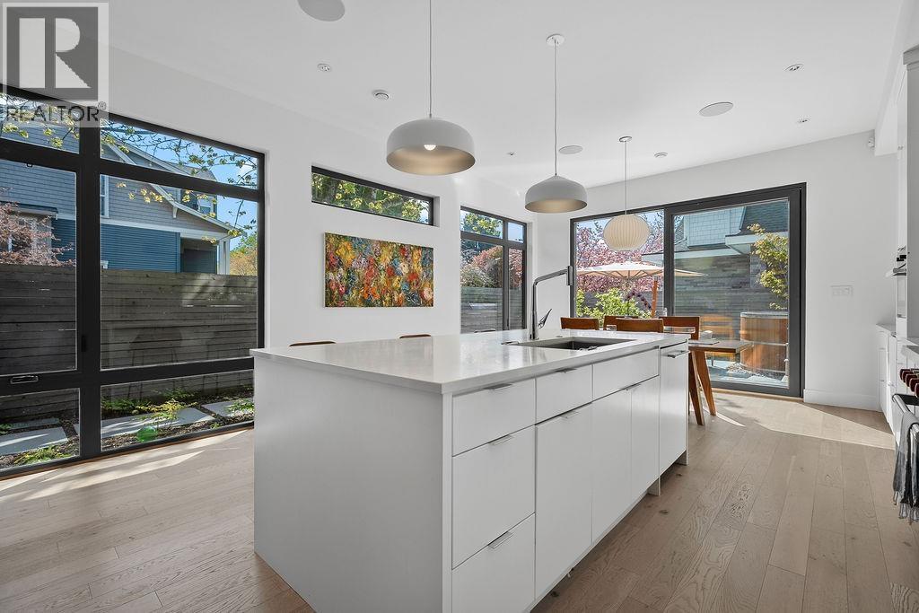 11711 YOSHIDA COURT|Richmond, British Columbia V7E5C5