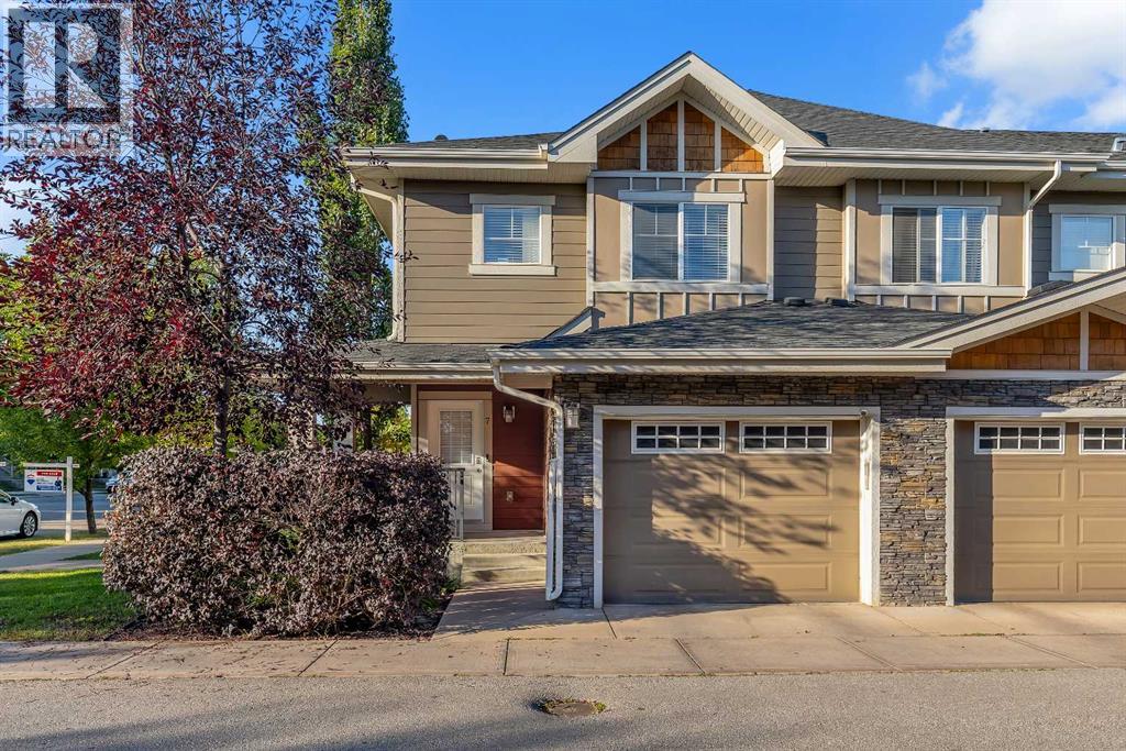 Property image for 7 West Coach Manor SW|Calgary, Alberta T3H1R7