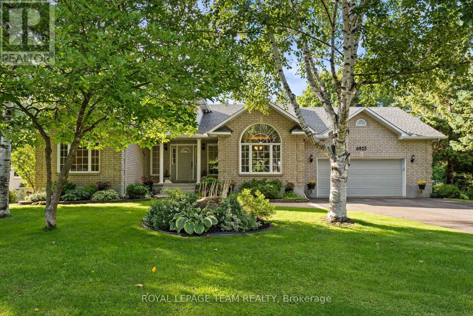 Property image for 6825 SUNSET BOULEVARD|Ottawa, Ontario K4P1M6