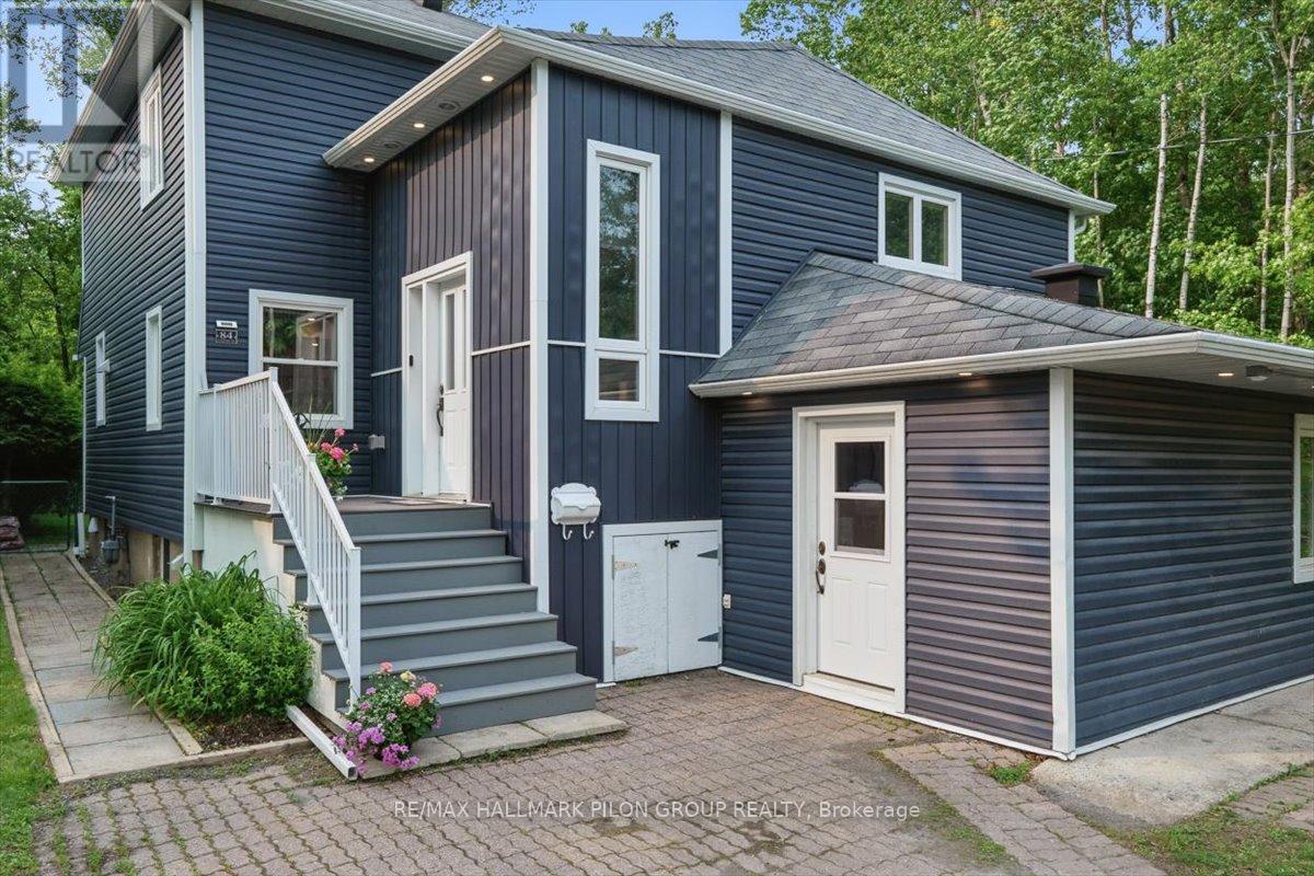 Property image for 84 EASTPARK DRIVE|Ottawa, Ontario K1B4A4