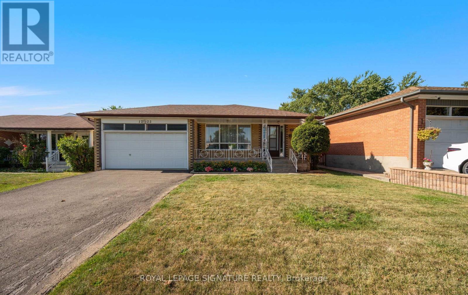 Property image for 1225 MCBRIDE AVENUE|Mississauga (Erindale), Ontario L5C1N1