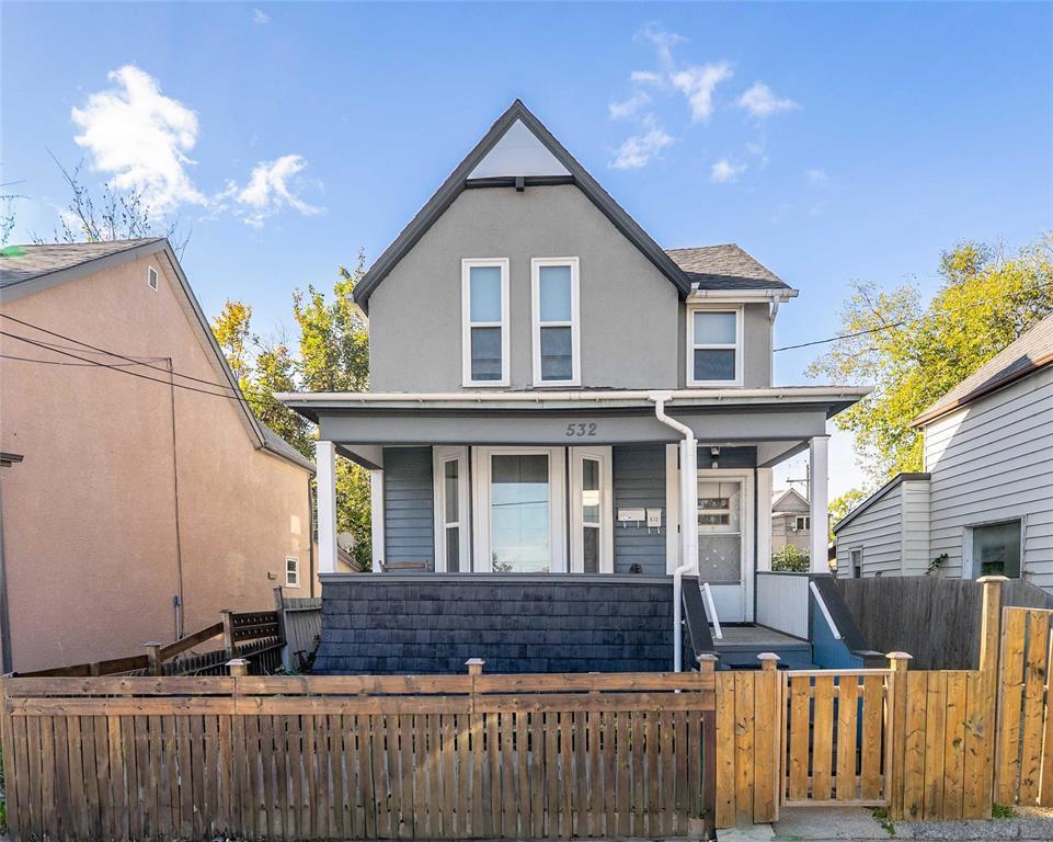 Property image for 532 Alexander Avenue|Winnipeg, Manitoba R3A0N8