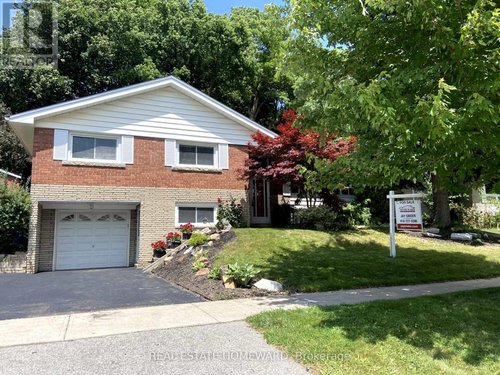 8 BURNVIEW CRESCENT|Toronto (Woburn), Ontario M1H1B5