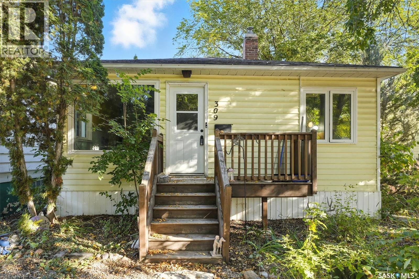 309 Maple STREET|Saskatoon, Saskatchewan S7J0A6