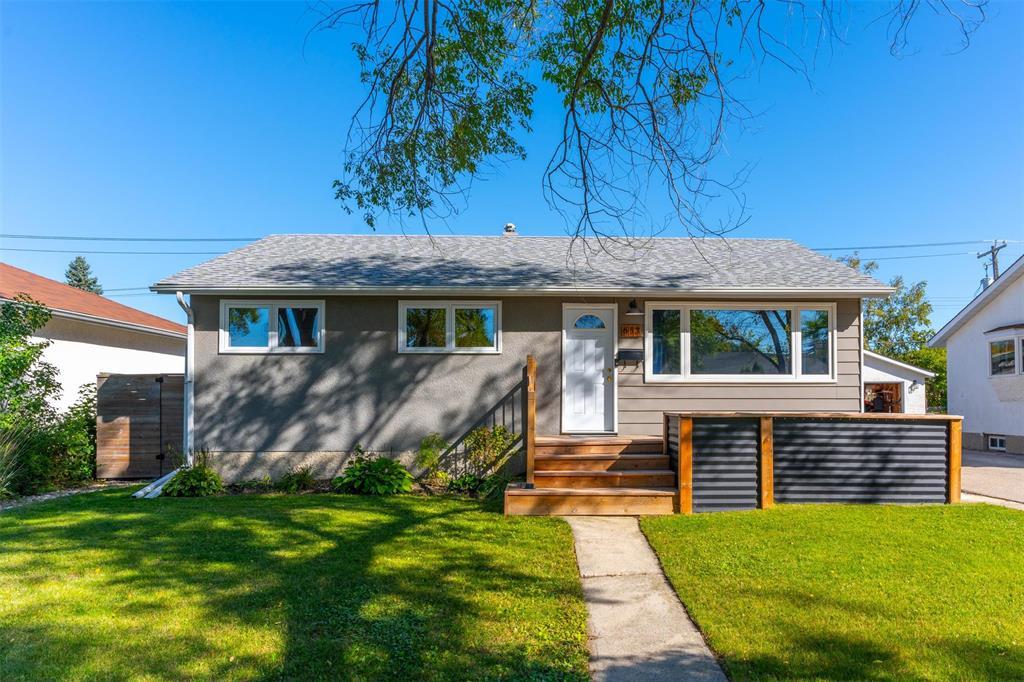 Property image for 653 Oakland Avenue|Winnipeg, Manitoba R2G0B9